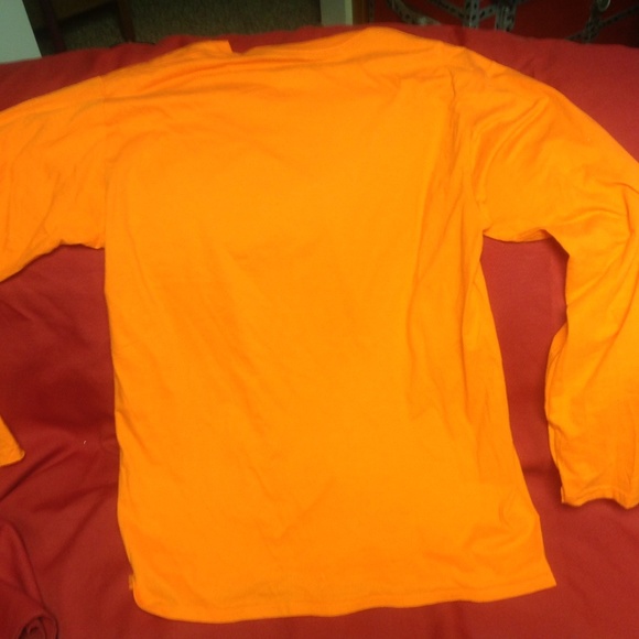 NFL Denver Broncos tshirt - Picture 3 of 3